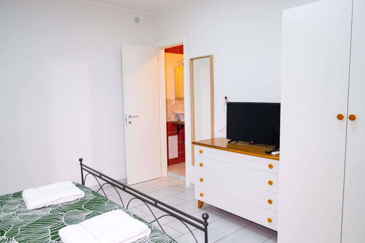 Le Dimore Di Emilia - Casa Bea 那不勒斯 外观 照片